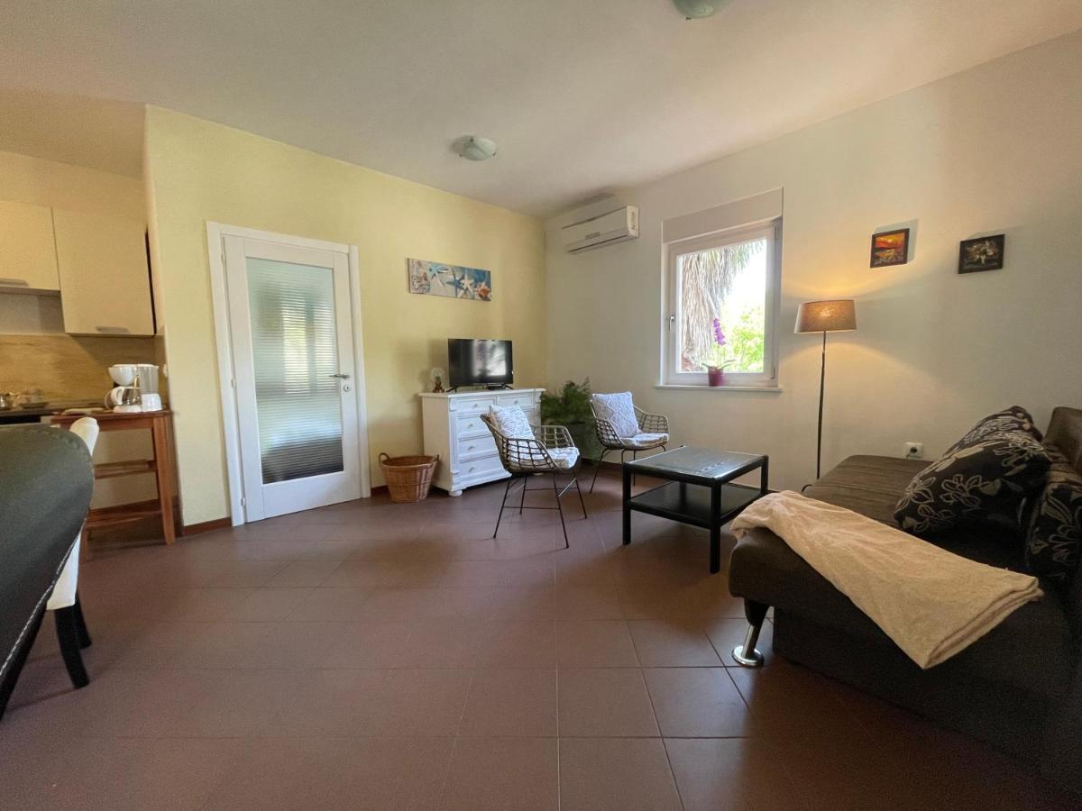 Apartment Grand Pool Ika-opatija